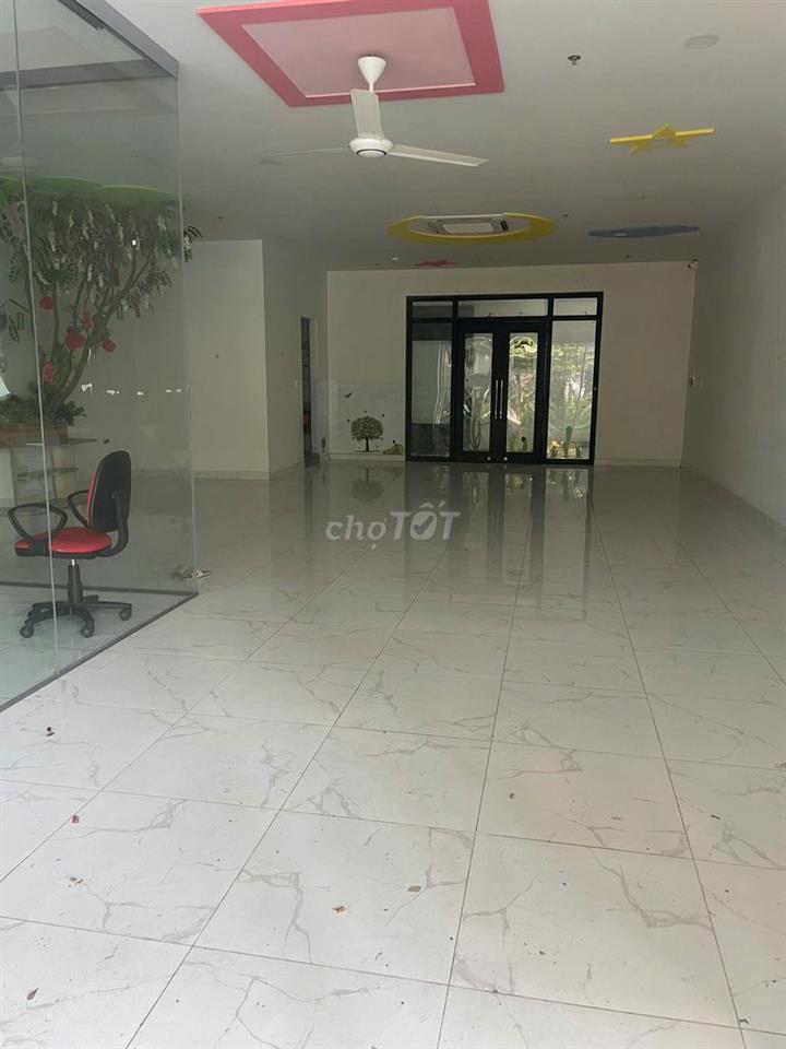 Cho thuê SHop house, 100m2, giá 18tr/ tháng