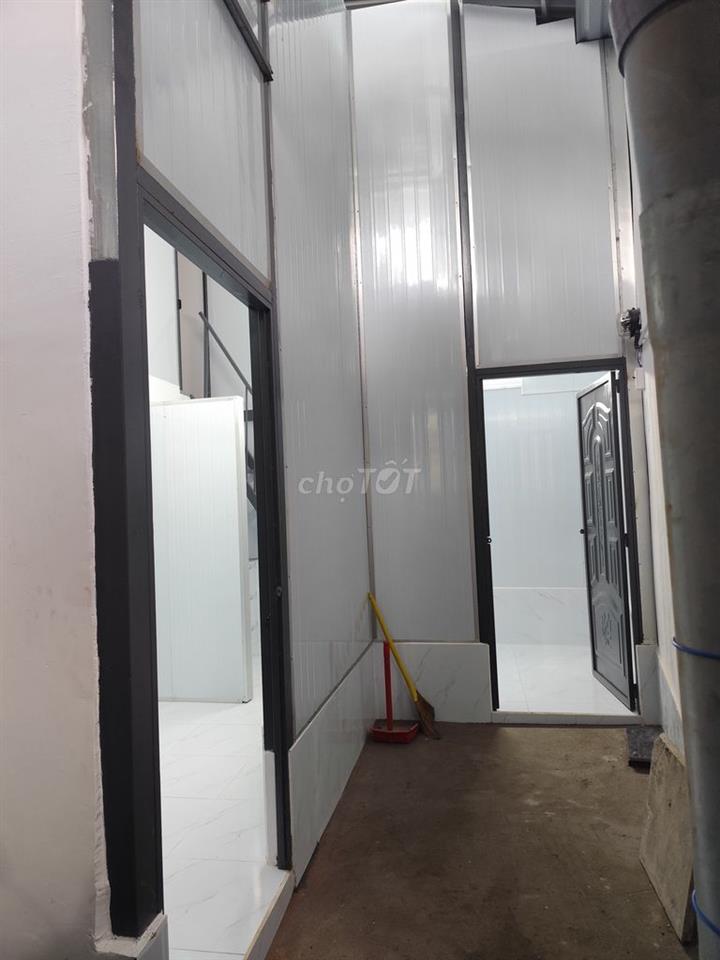 Nhà panel mới xây