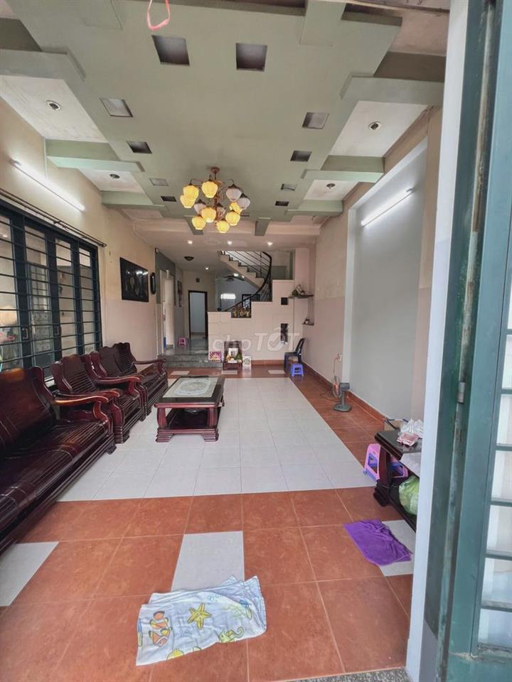 CHO THUÊ NHÀ VILA SÂN VƯỜN (TRƯỚC /SAU)