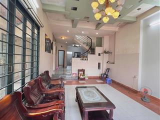 CHO THUÊ NHÀ VILA SÂN VƯỜN (TRƯỚC /SAU)