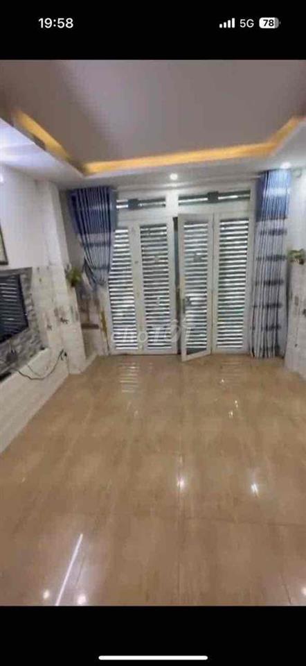 Cho thuê nhà tại hẻm 148 Tây Hoà, hẻm xe hơi