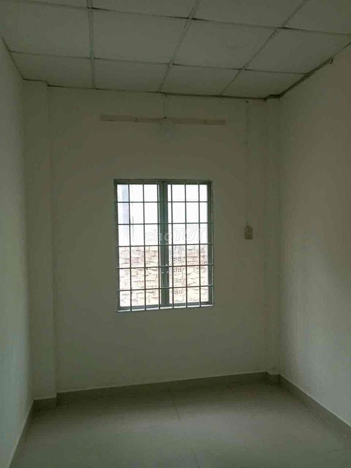 Cho thuê nhà nguyên căn hoặc nhà kèm đất rộng tại phường Long Phước