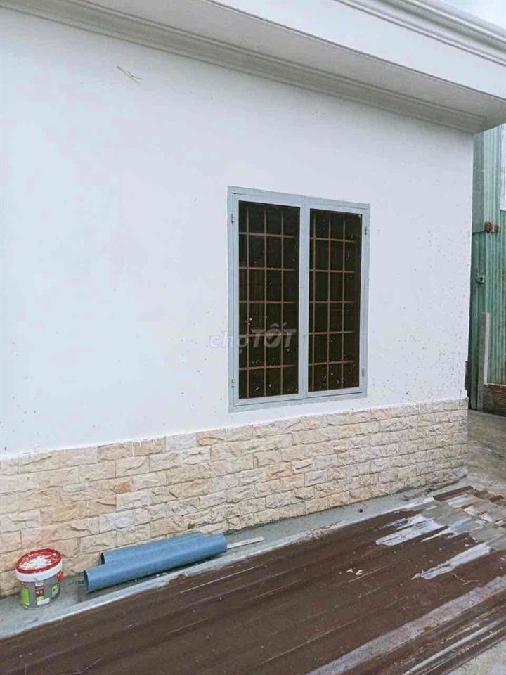 Cho thuê nhà nguyên căn hoặc nhà kèm đất rộng tại phường Long Phước
