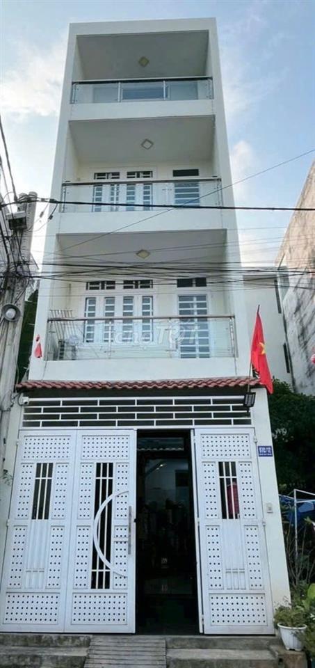 Nhà Bưng Ông Thoàn ngay biệt thự VillaPark