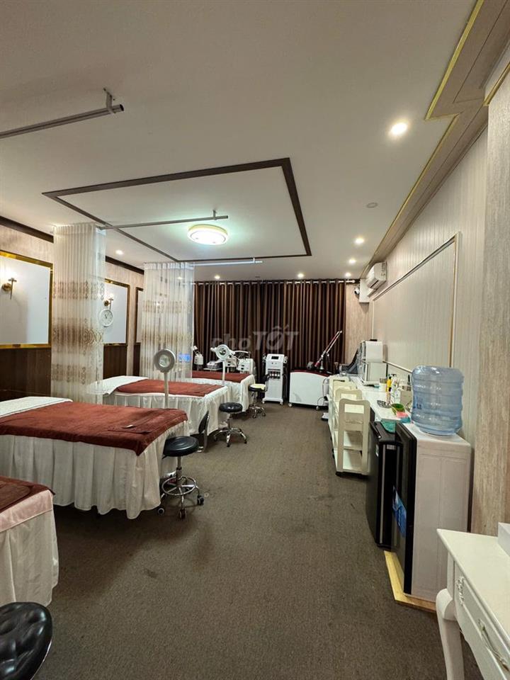 Sang gấp Spa đang hoạt động – Full máy móc & nội thất – 350 triệu