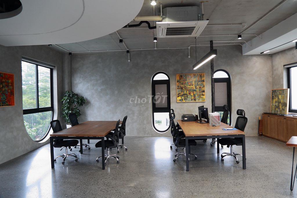 Bán nhà ở kết hợp tòa nhà văn phòng