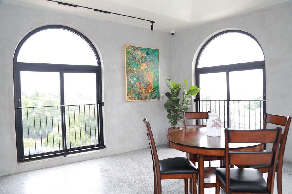 Bán nhà ở kết hợp tòa nhà văn phòng