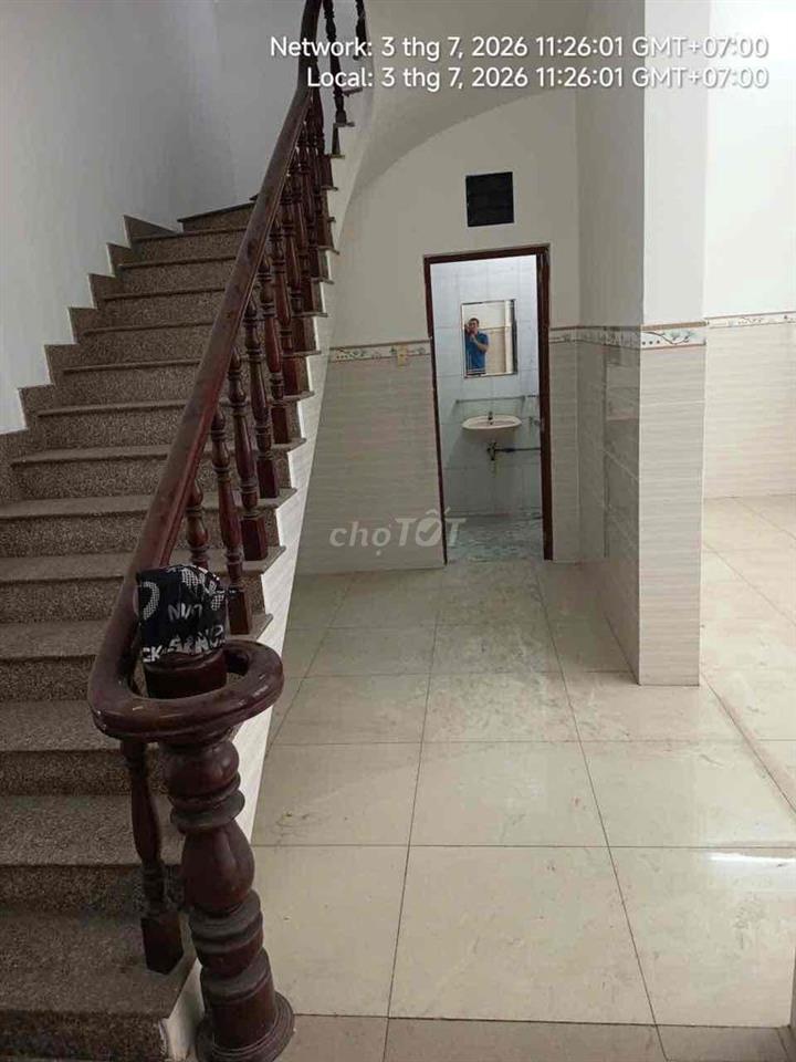 Cho thuê nhà Nguyên căn, gần trường học, kế đường ql13