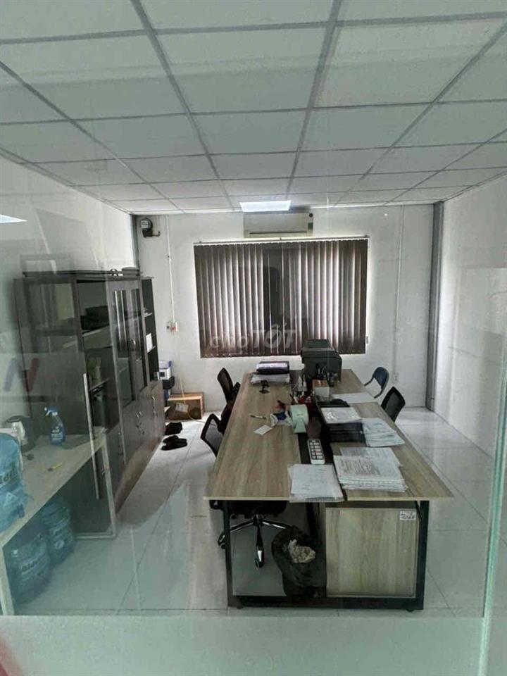 Cho thuê văn phòng riêng 20–36m², máy lạnh, bãi xe rộng, chỉ từ 3 triệ
