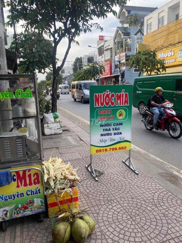 Mặt bằng bán nước mía,nước cam,cafe mang đi