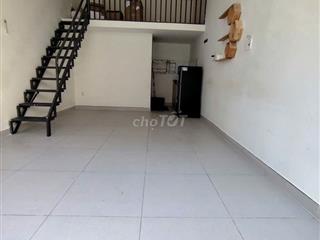 Kiot mặt tiền đường 182 lã xuân oai quận 9, ngang 4m, ngay 2 tòa CHDV
