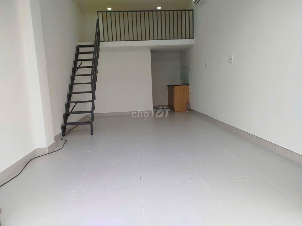 Kiot mặt tiền đường 182 lã xuân oai quận 9, ngang 4m, ngay 2 tòa CHDV