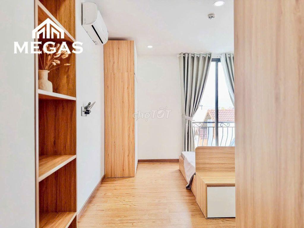 Căn hộ dịch vụ cao cấp ngay ngã tư thủ đức, Bancon, Full nội thất