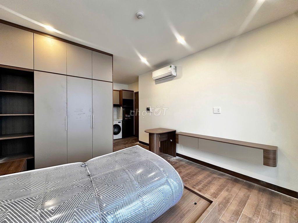 STUDIO BAN CÔNG RIÊNG - FULL NỘI THẤT – CÓ THANG MÁY 🌿 - TIỆN ĐI Q2,..