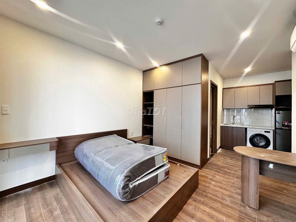 STUDIO BAN CÔNG RIÊNG - FULL NỘI THẤT – CÓ THANG MÁY 🌿 - TIỆN ĐI Q2,..