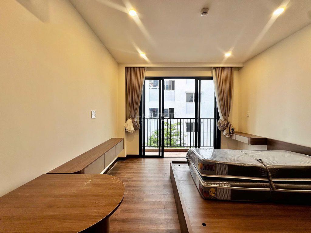 STUDIO BAN CÔNG RIÊNG - FULL NỘI THẤT – CÓ THANG MÁY 🌿 - TIỆN ĐI Q2,..