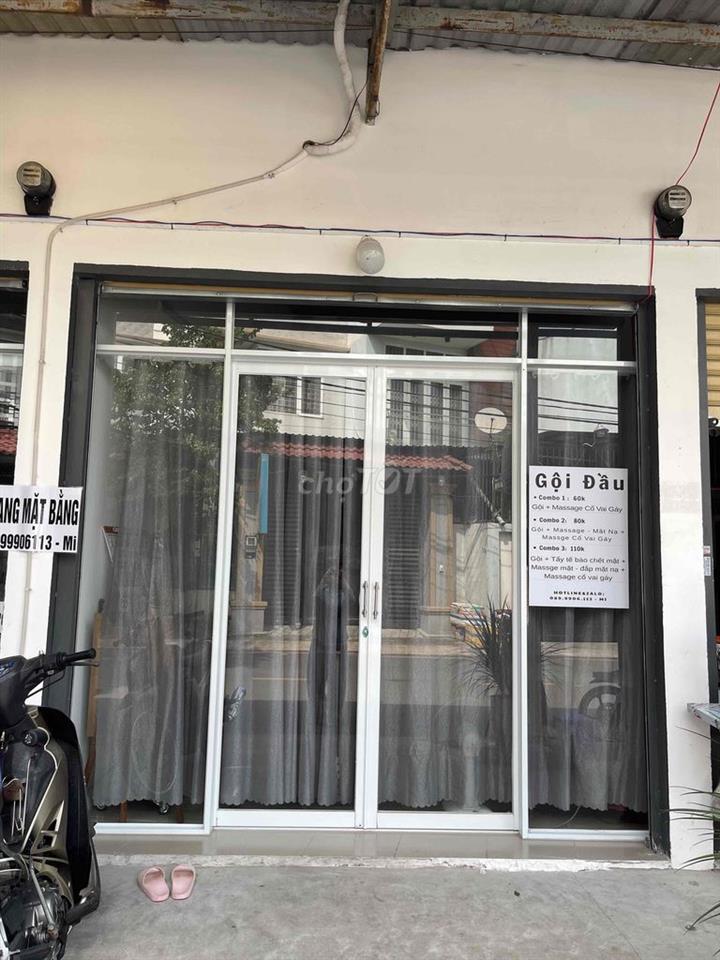 Sang mặt bằng