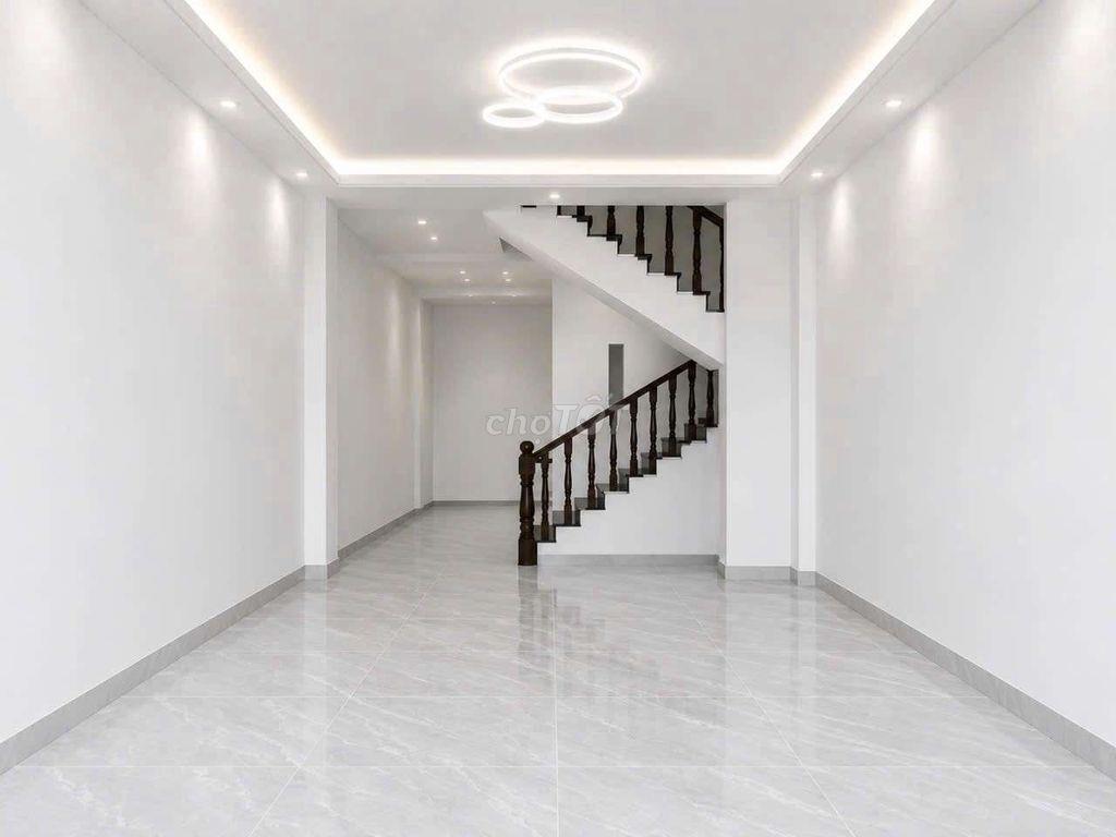 Cho thuê nhà nguyên căn mt đường QL 13, cạnh Vạn Phúc CiTy.