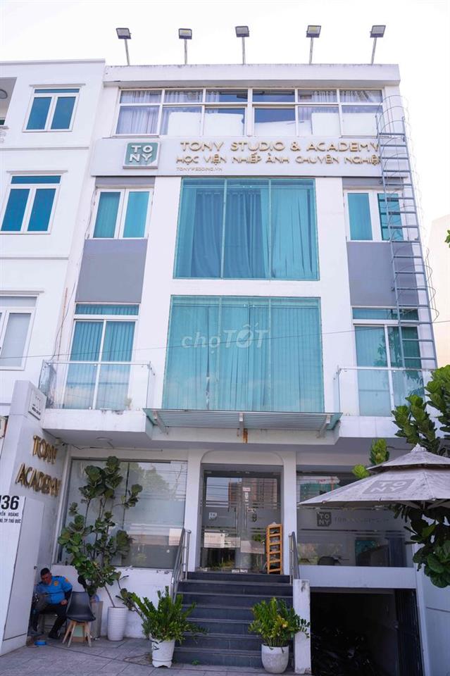 Cho Thuê toà nhà văn phòng mặt tiền nguyễn hoàng q2 4 sàn 8x20 hầm