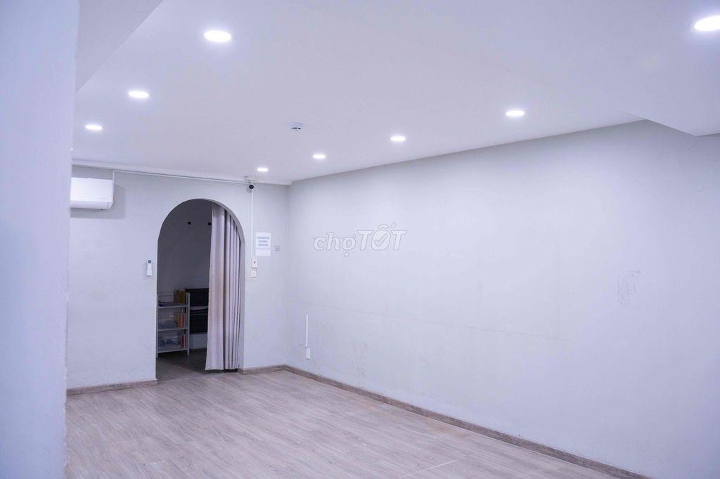 Cho Thuê toà nhà văn phòng mặt tiền nguyễn hoàng q2 4 sàn 8x20 hầm