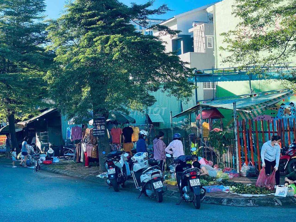 mặt bằng Q9