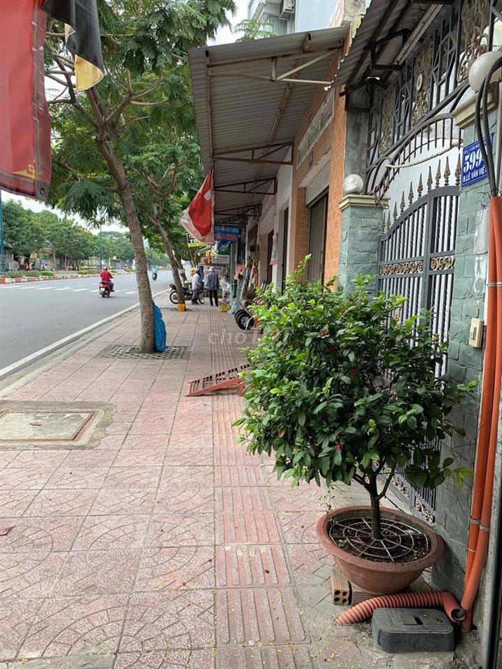 CHO THUÊ MẶT BẰNG KINH DOANH - TOẠ LẠC TẠI SỐ 599A Lê Văn Việt Q9.
