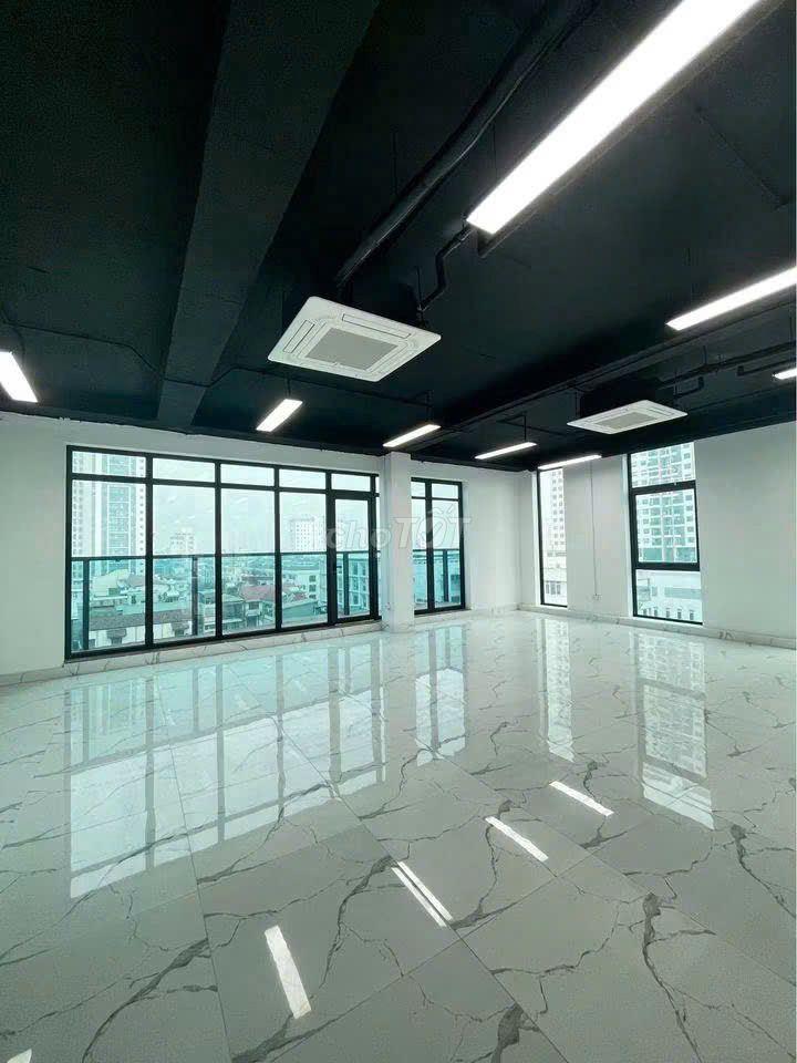 CHO THUÊ CĂN GÓC 2 MẶT TIỀN NGUYỄN THÔNG DT 12M X 24M QUẬN 3