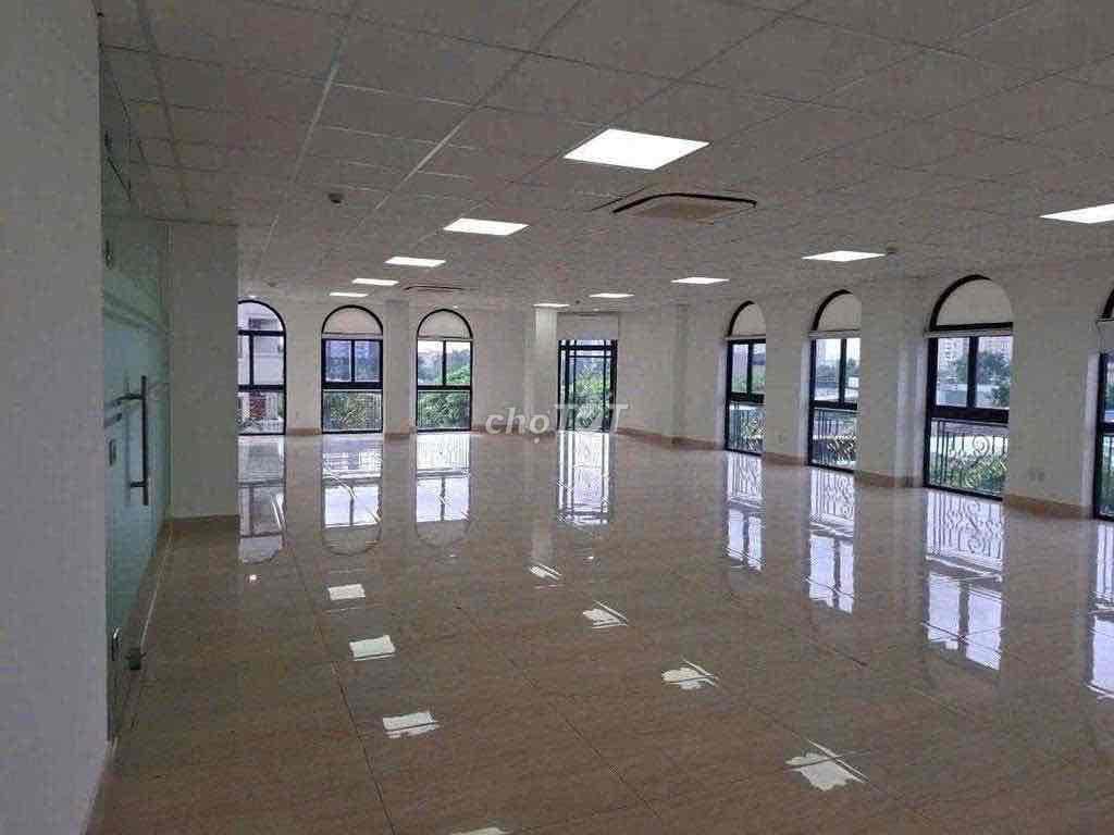 CHO THUÊ CĂN GÓC 2 MẶT TIỀN-CÁCH MẠNG THÁNG TÁM QUẬN TÂN BÌNH