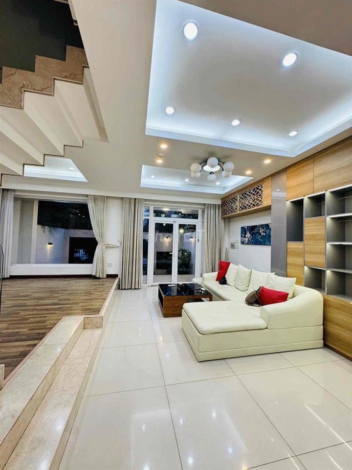 CHO THUÊ NHÀ NGUYÊN CĂN MẶT TIỀN TRẦN NÃO – 8M × 20M – QUẬN 2