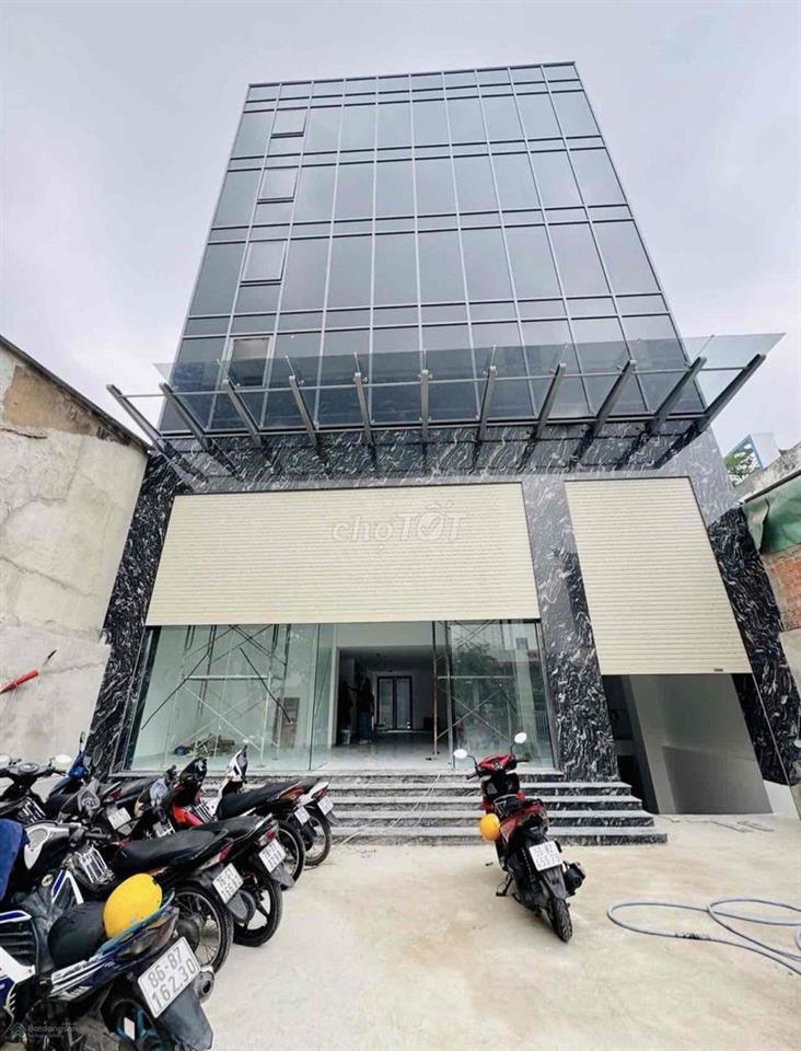 CHO THUÊ MẶT TIỀN ĐINH TIÊN HOÀNG – HƠN 1.600M² – VỊ TRÍ VÀNG Q1
