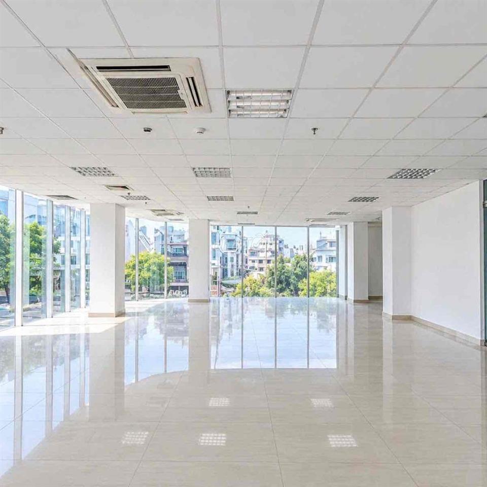 CHO THUÊ GÓC 2 MẶT TIỀN TÔ HIẾN THÀNH – QUẬN 10 – 10X20M