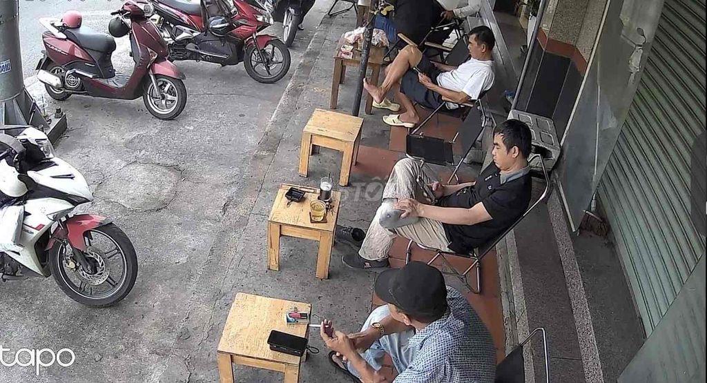 Sang quán cafe