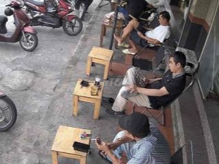 Sang quán cafe
