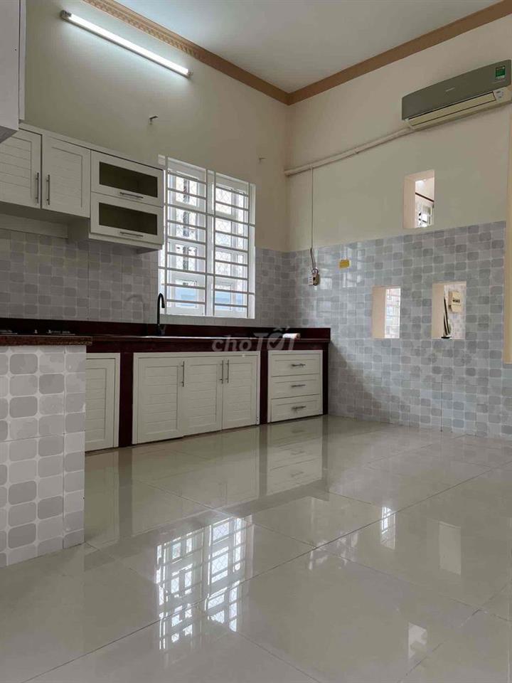 Cho thuê nhà nguyên căn 168m2/mở văn phòng hoặc kinh doanh