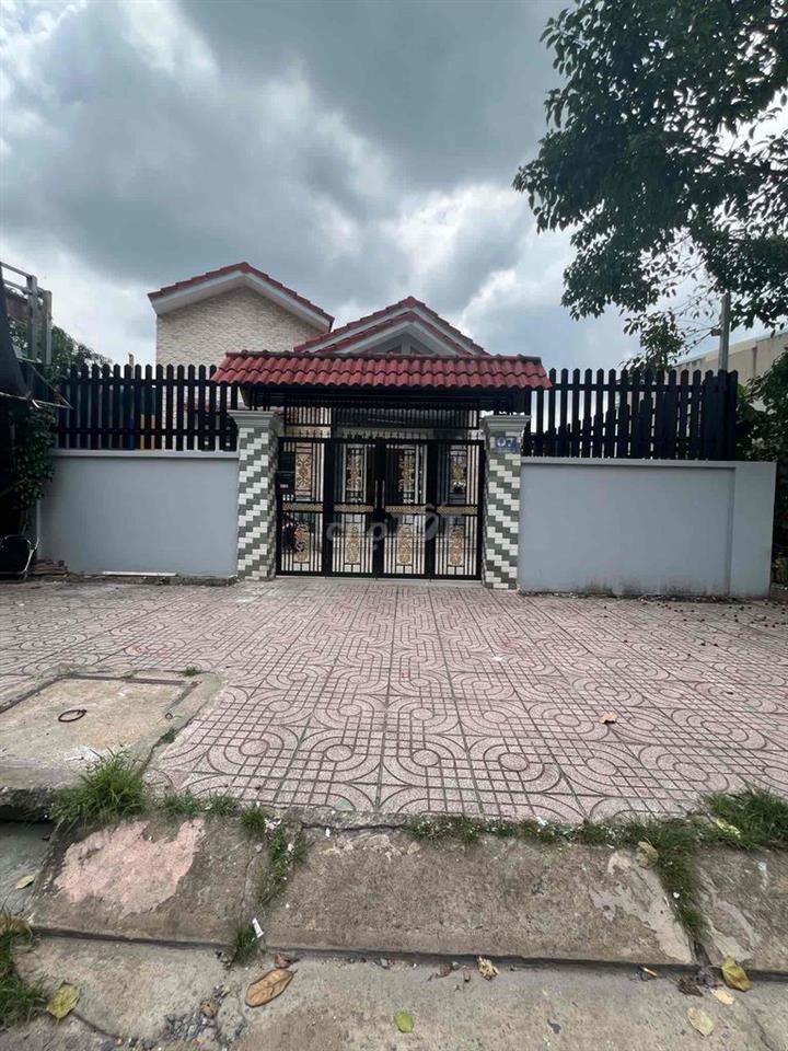 Cho thuê nhà nguyên căn 168m2/mở văn phòng hoặc kinh doanh