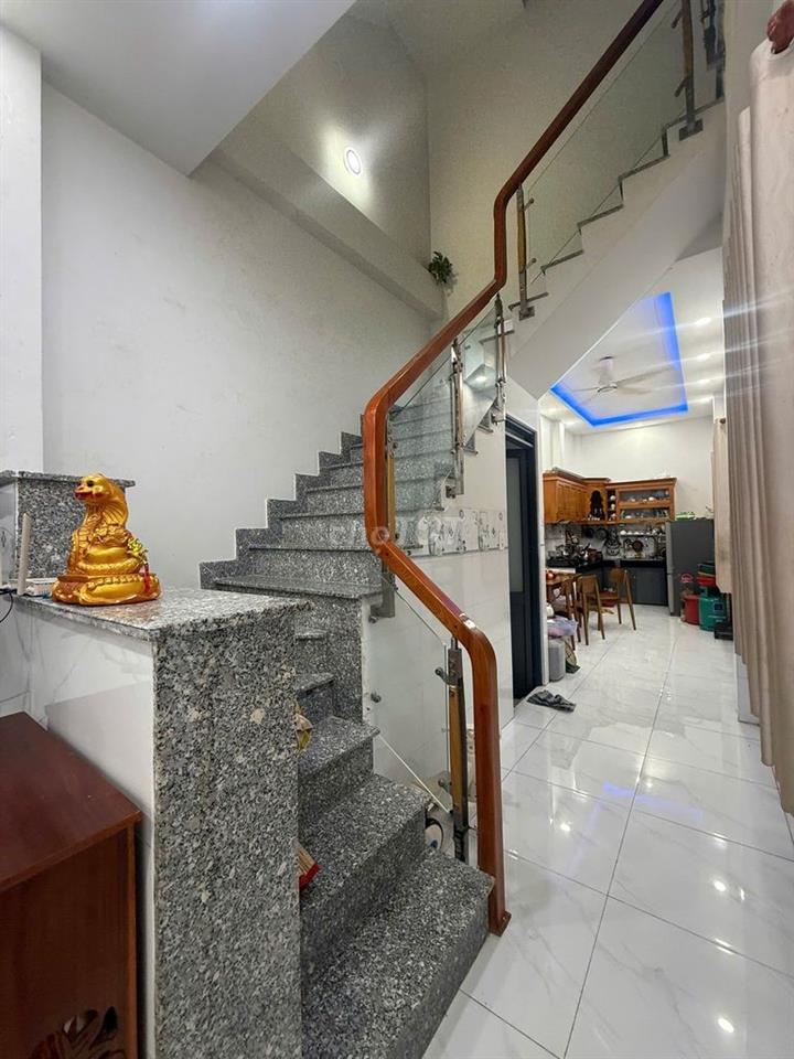 Bán gấp Nhà MT Nguyễn Đức Thiệu T+2L+st, 6,6 tỷ