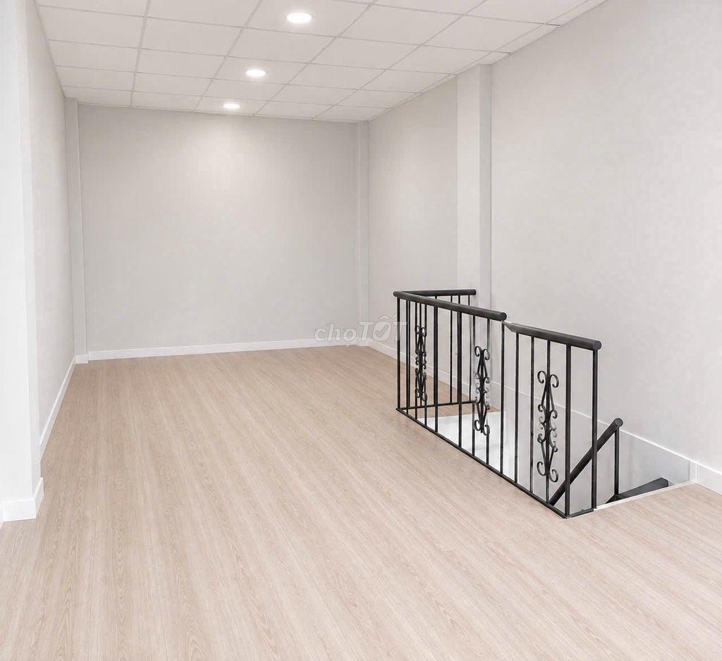 Cho thuê nhà mặt tiền đường Đỗ Xuân Hợp