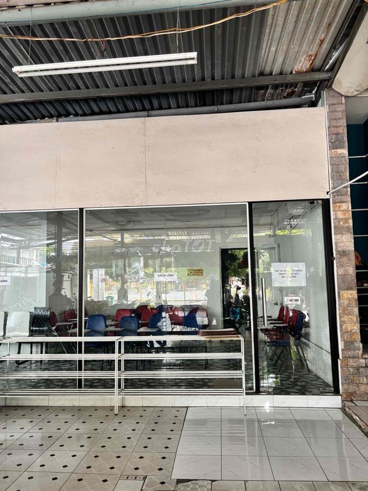 Nhà Cấp 4 có 5 Phòng
