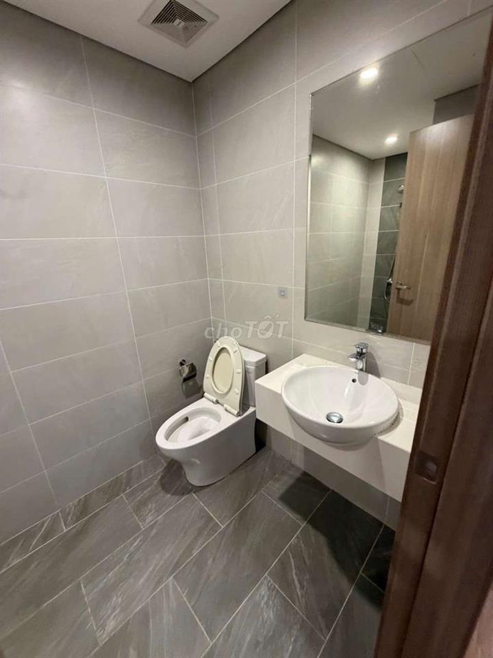 PHÒNG TRONG CĂN HỘ SINH VIÊN