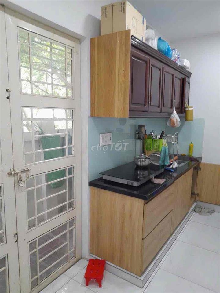 cho thuê căn khách sạn đường D2 man thiện quận 9
