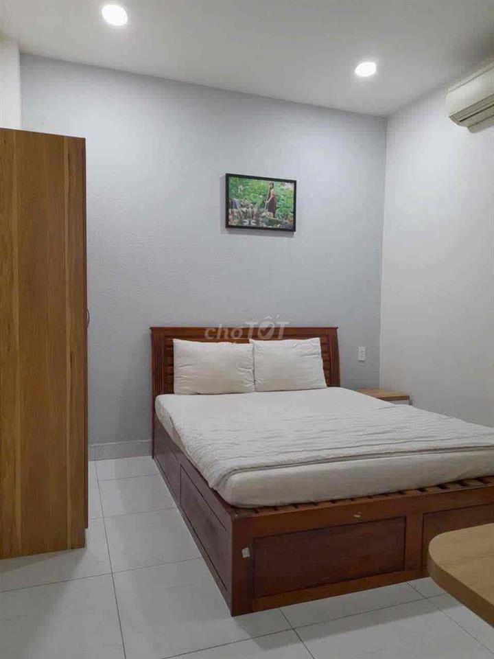 cho thuê căn khách sạn đường D2 man thiện quận 9