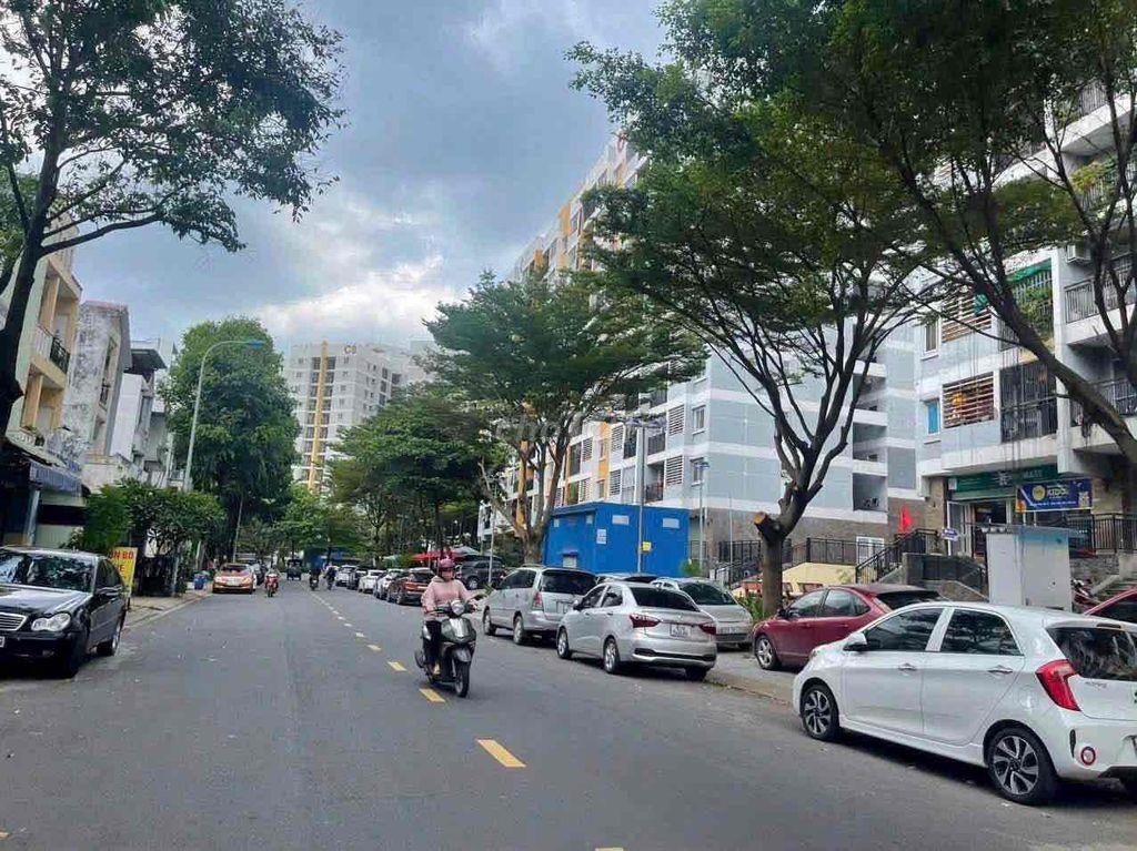 cho thuê căn khách sạn đường D2 man thiện quận 9