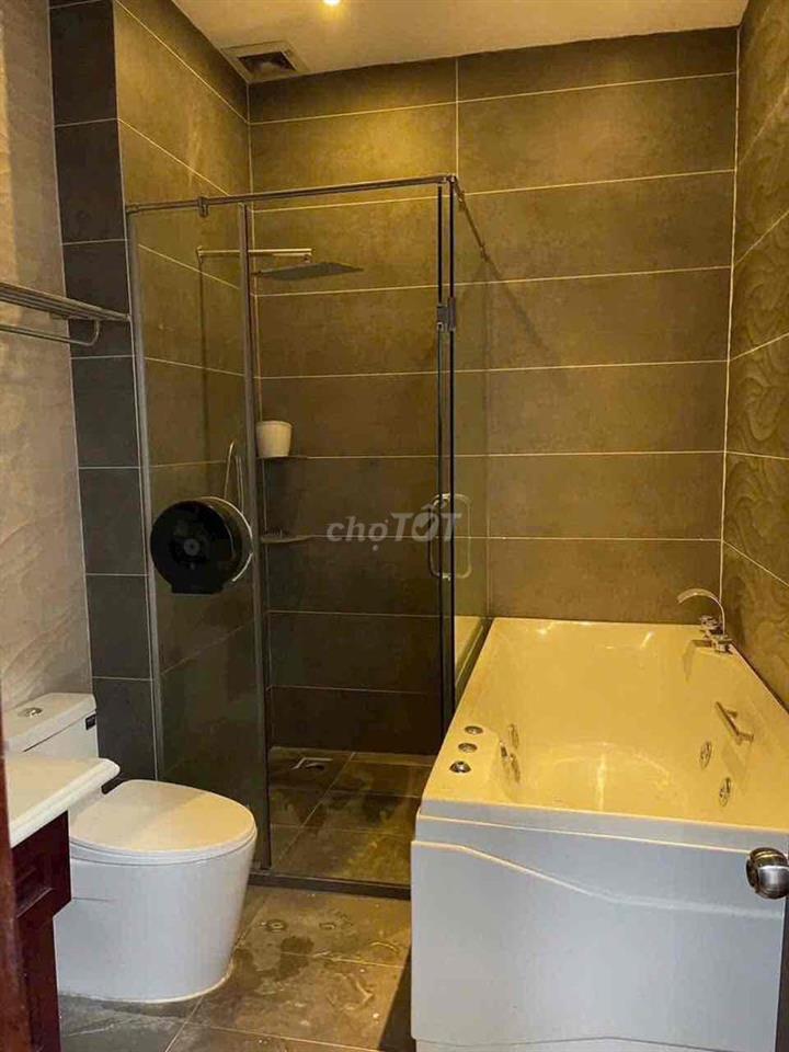 cho thuê vp mới 120m2/15tr mt man thiện TNP A Q9