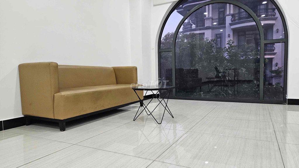 🏢 CHO THUÊ VĂN PHÒNG 100M² – FULL NỘI THẤT VĂN PHÒNG – CÓ PHÒNG HỌP |