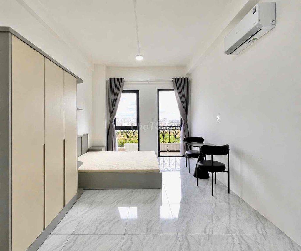 CHO THUÊ CĂN HỘ BAN CÔNG LỚN THOÁNG MÁT | KĐT VẠN PHÚC