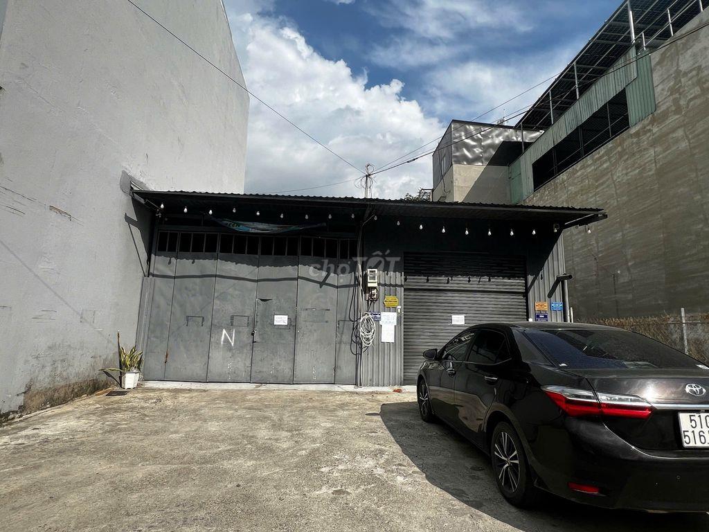 Cho thuê kho xưởng 400m2, đường số 11 phường Trường Thọ ( Thủ Đức)