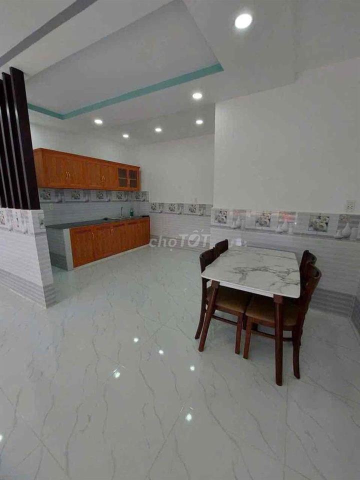nhà ngộp ngân hàng bihnh chánh