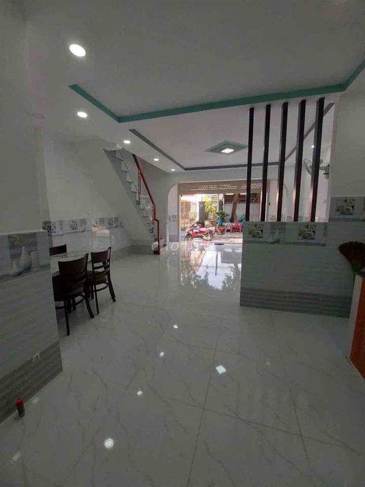 nhà ngộp ngân hàng bihnh chánh