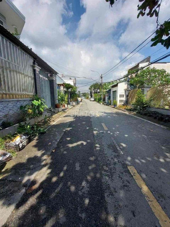 nhà ngộp ngân hàng bihnh chánh