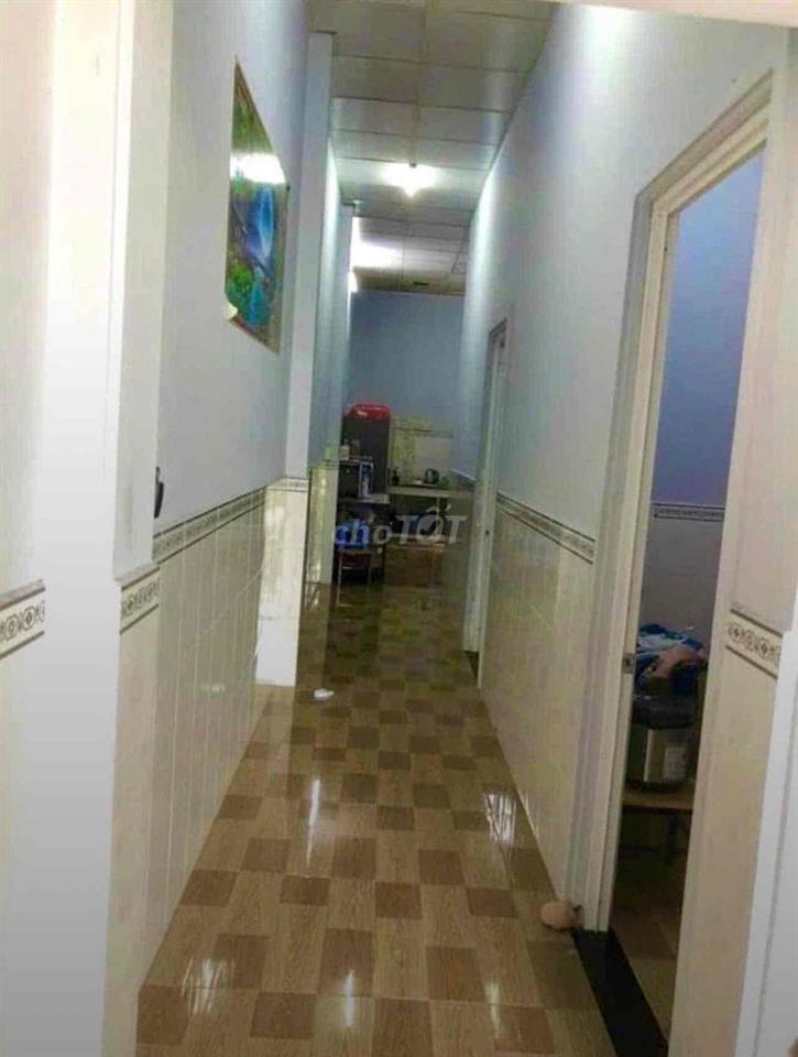 CHÚ EM xoay tiền cần bán gấp nhà cấp 4 hai mặt tiền